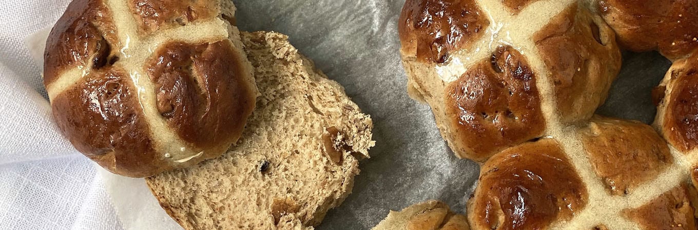 Fig and pecan hot cross buns