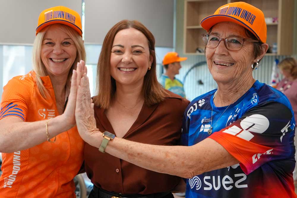 High five from Lisa, Cher and Yvonne